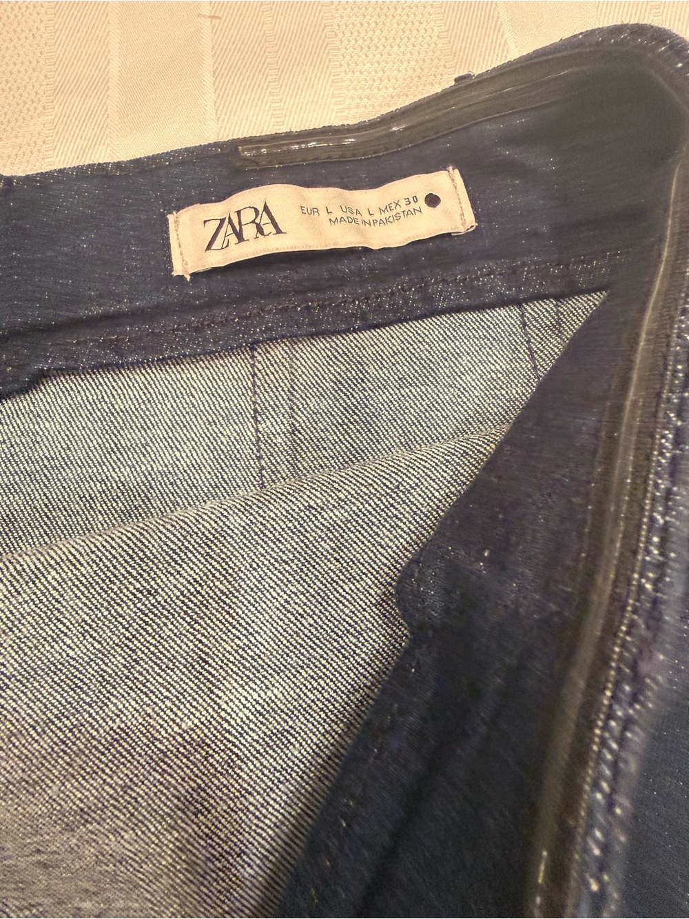 Zara Dark Blue Denim Jacket with Zipper Trim - Picture 4 of 4